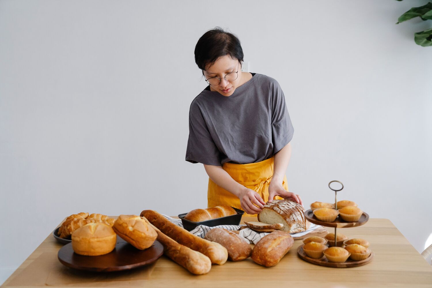 CrustBox Brotbox mit frischem Brot